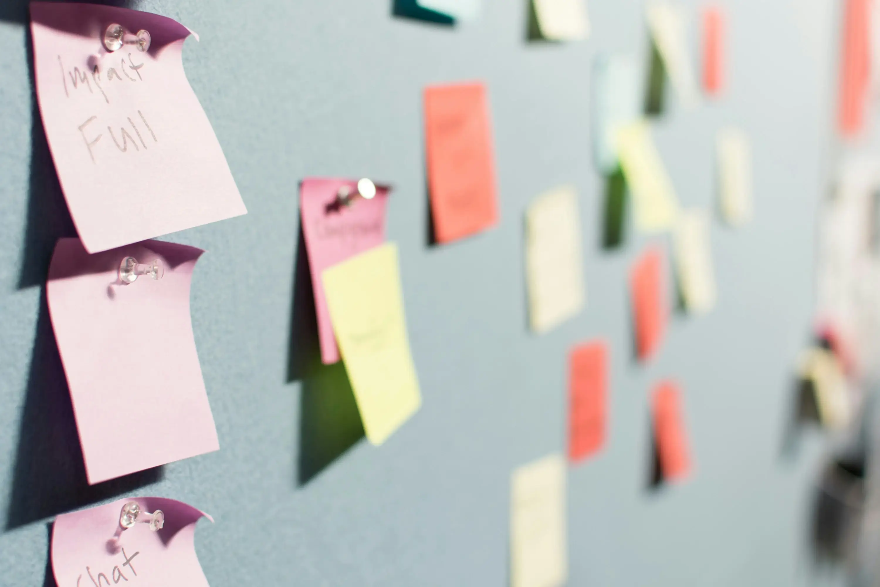 BigCommerce vs Shopify: Pros and Cons to Consider Before Choosing