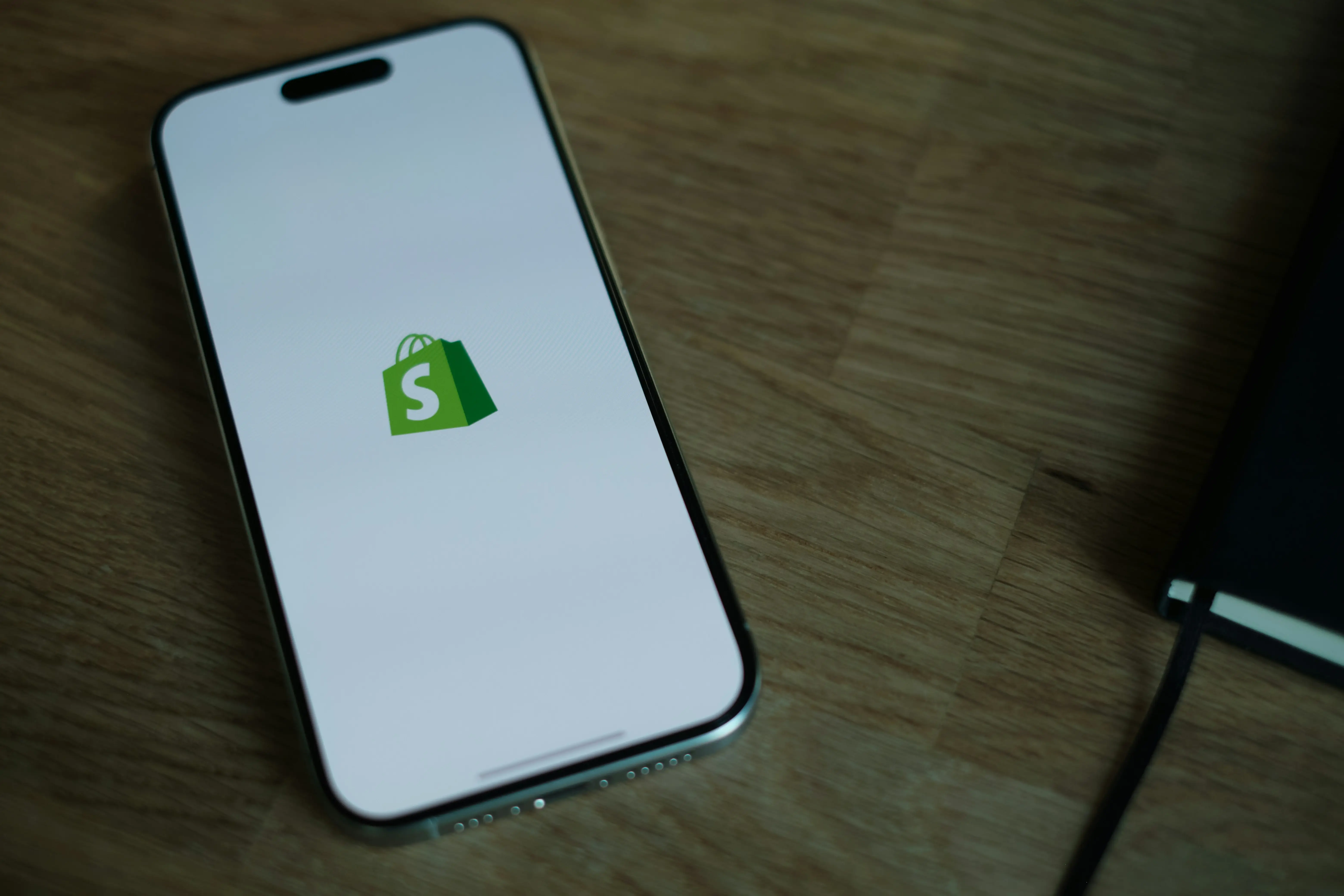 7 Proven Strategies for Optimizing Your Product Listing for Shopify